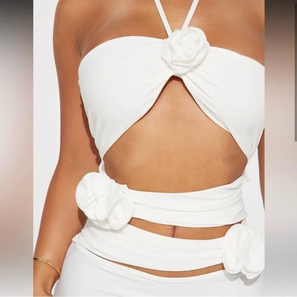 White cut out maxi dress - Picture 3 of 8